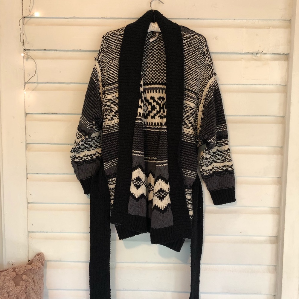 Free people | black and white sweater size M